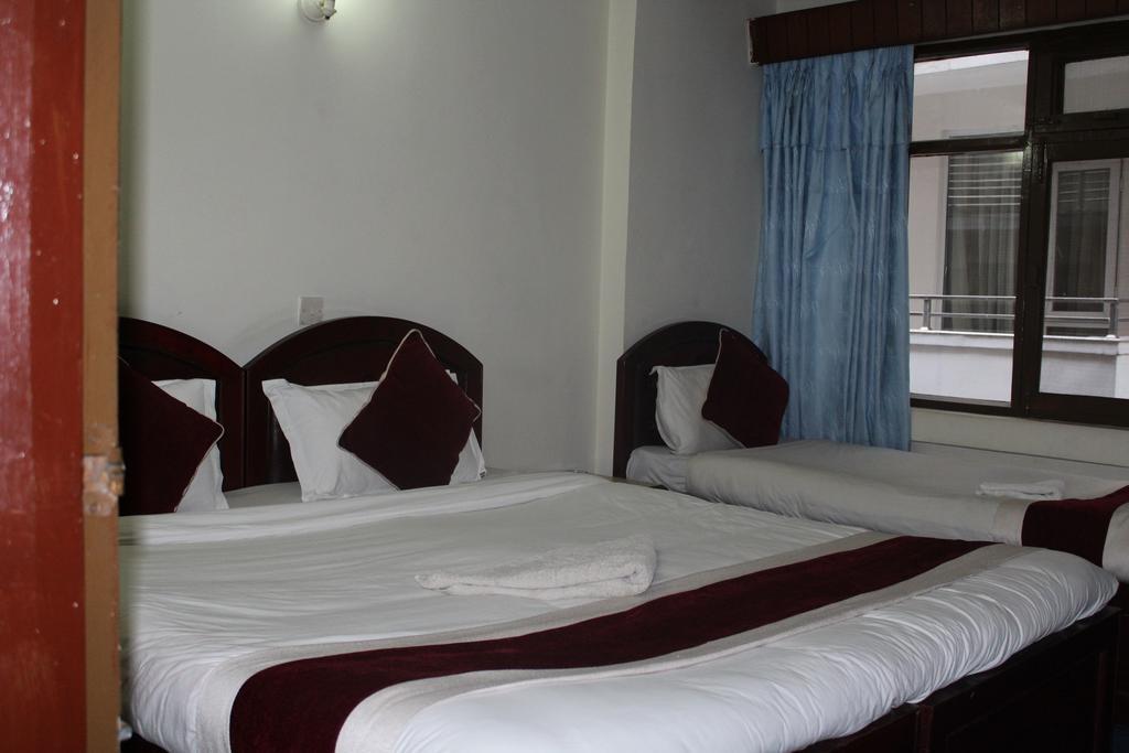 Hotel Lily Katmandou Extérieur photo