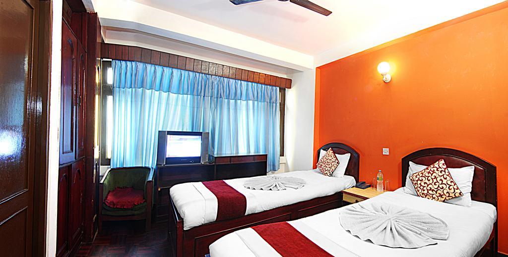 Hotel Lily Katmandou Extérieur photo