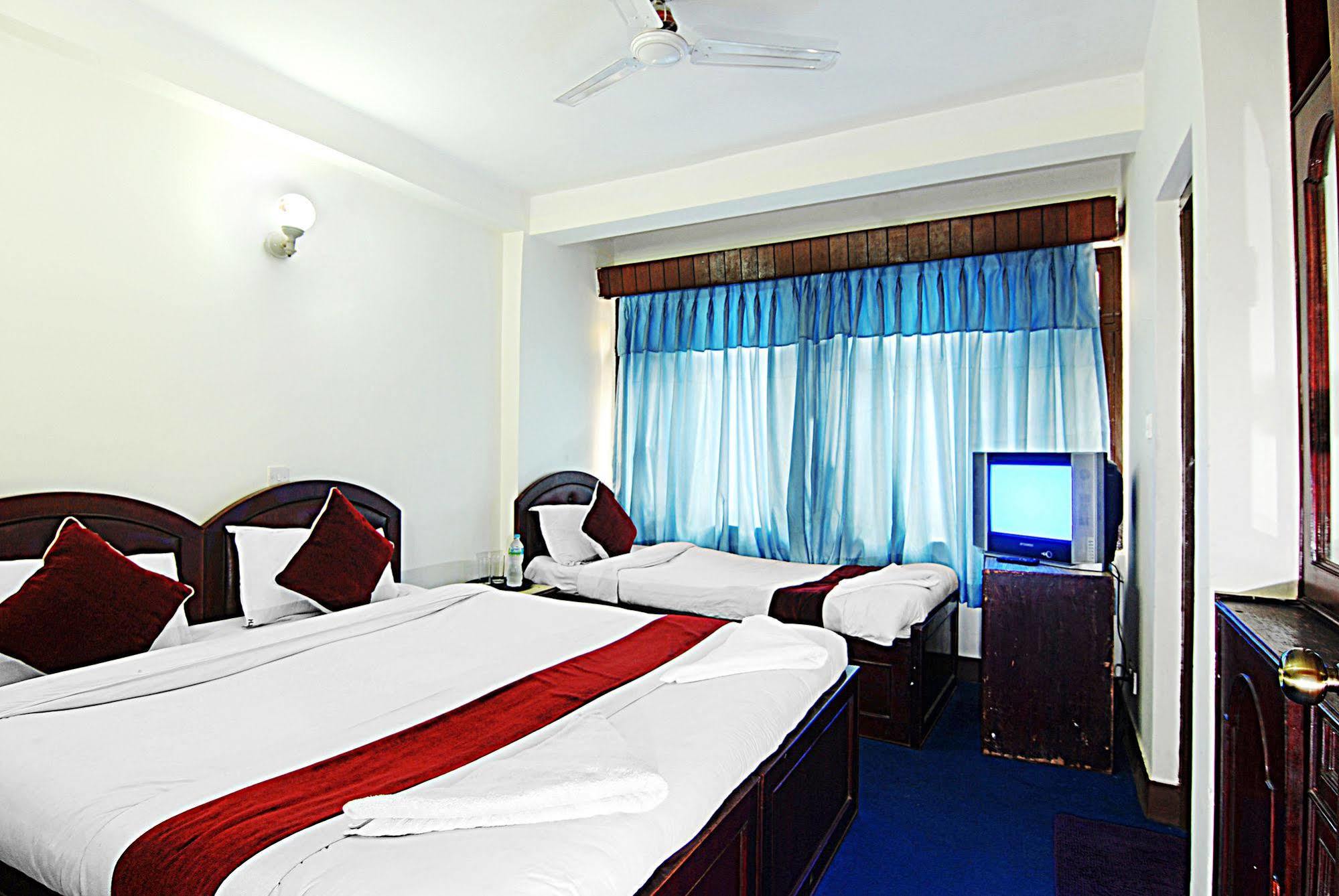 Hotel Lily Katmandou Extérieur photo