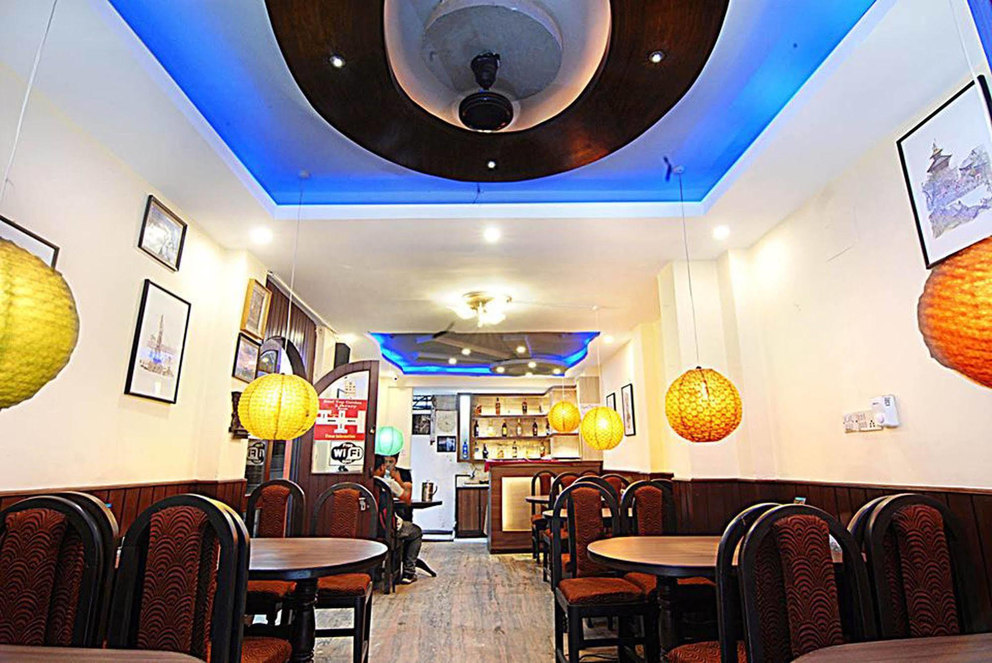 Hotel Lily Katmandou Extérieur photo