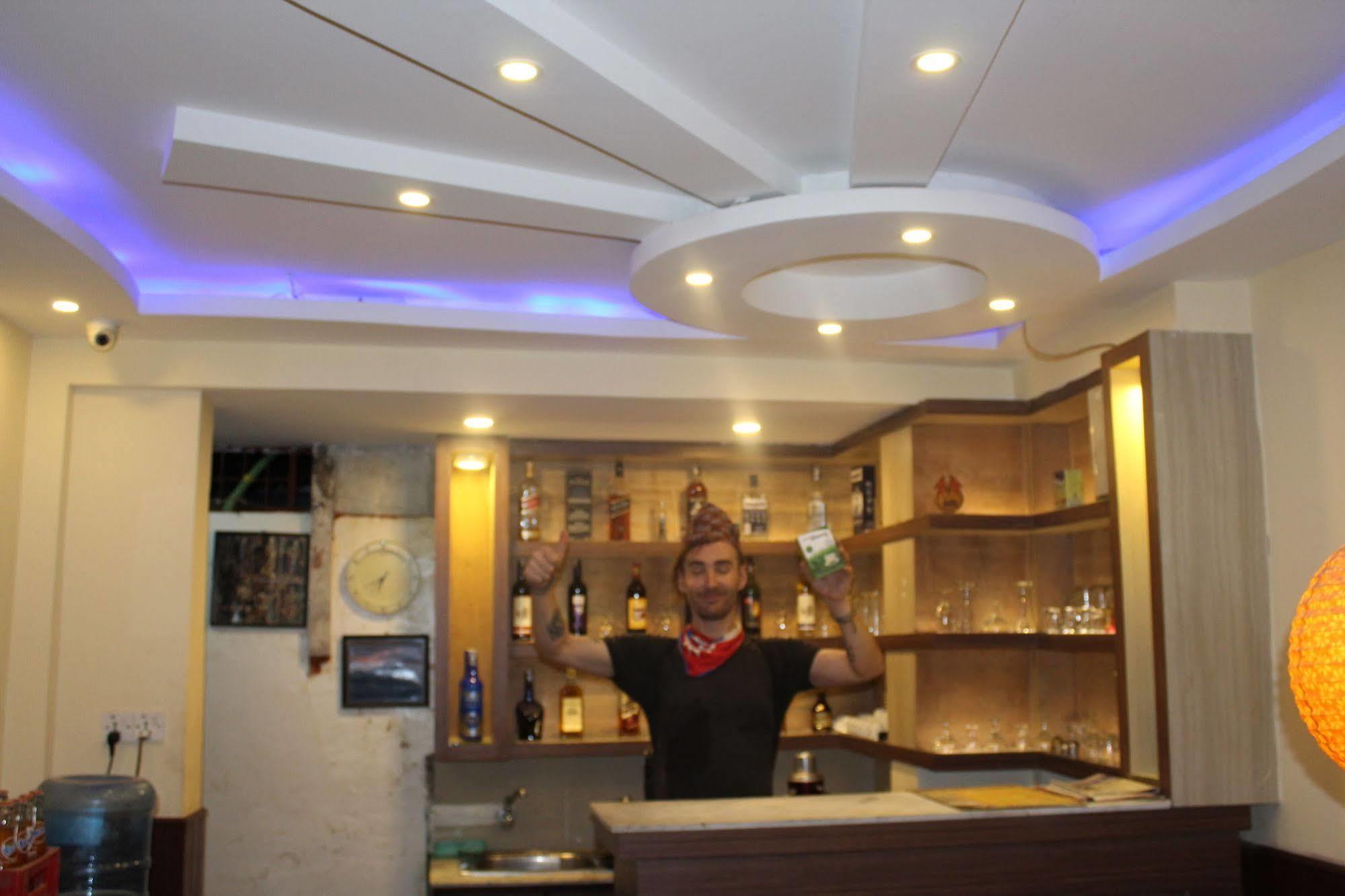 Hotel Lily Katmandou Extérieur photo