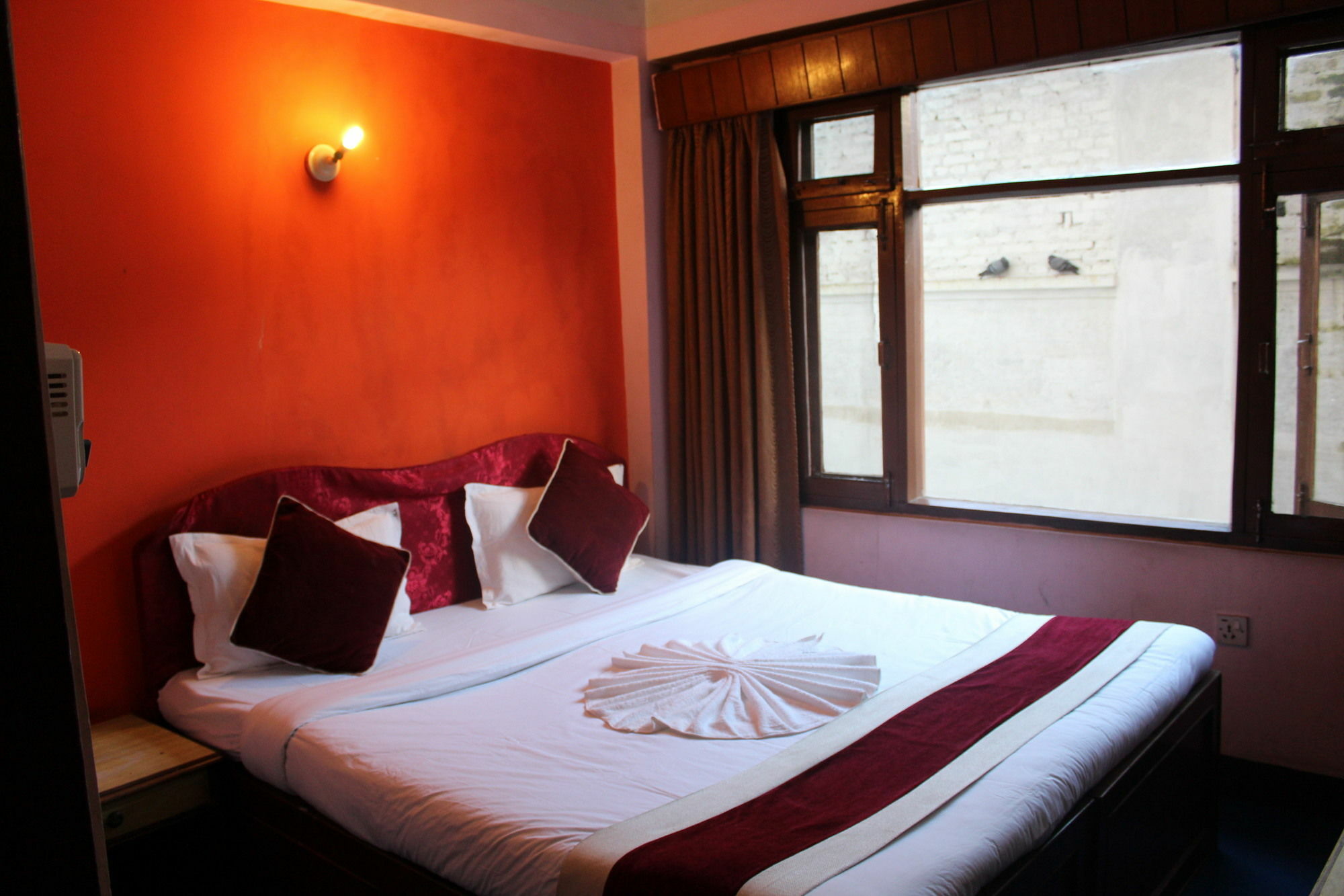 Hotel Lily Katmandou Extérieur photo